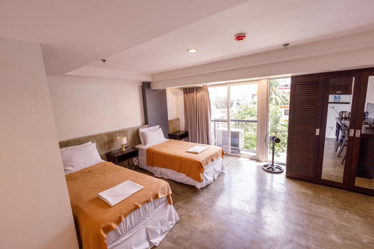 5880 Enriquez Residences Manila Eksteriør billede