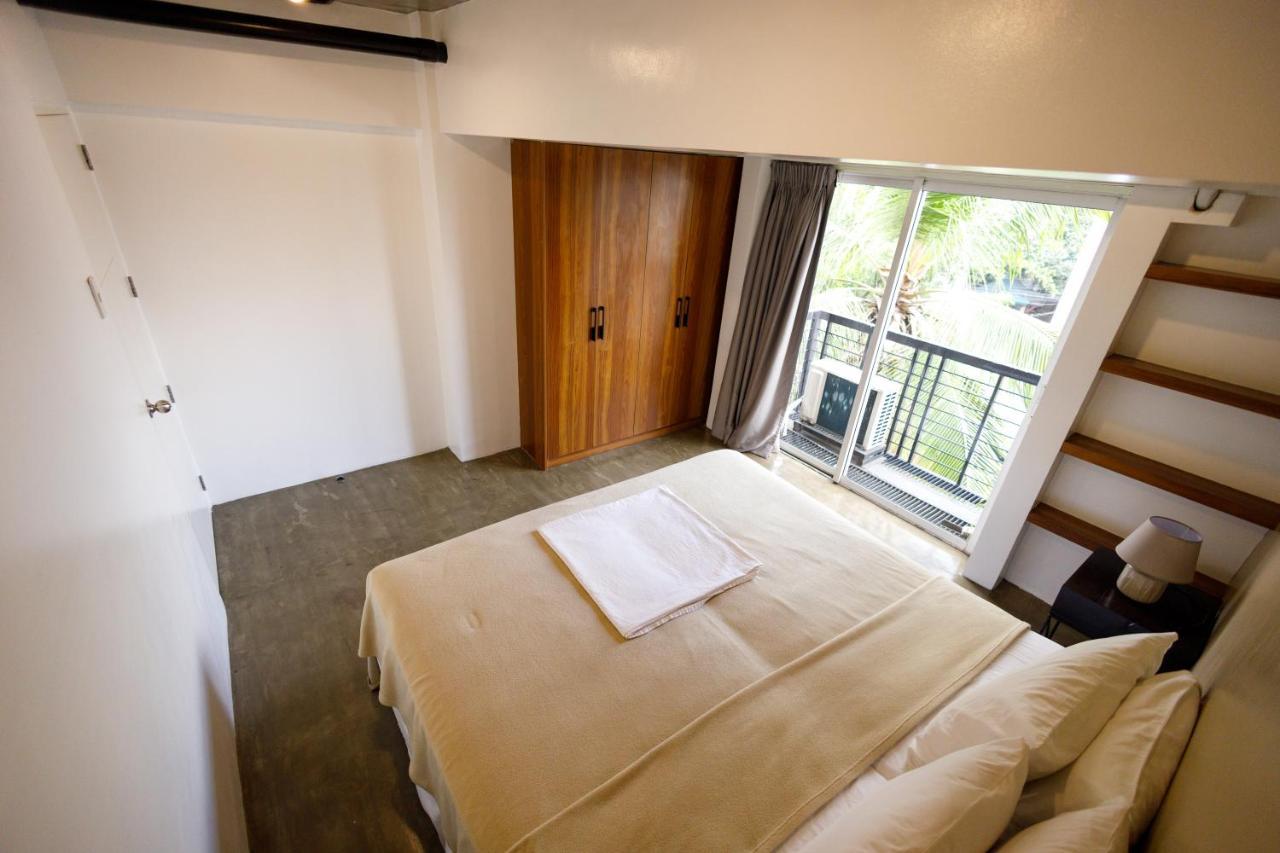 5880 Enriquez Residences Manila Eksteriør billede