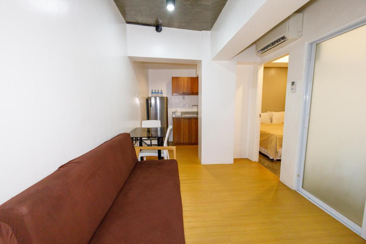 5880 Enriquez Residences Manila Eksteriør billede
