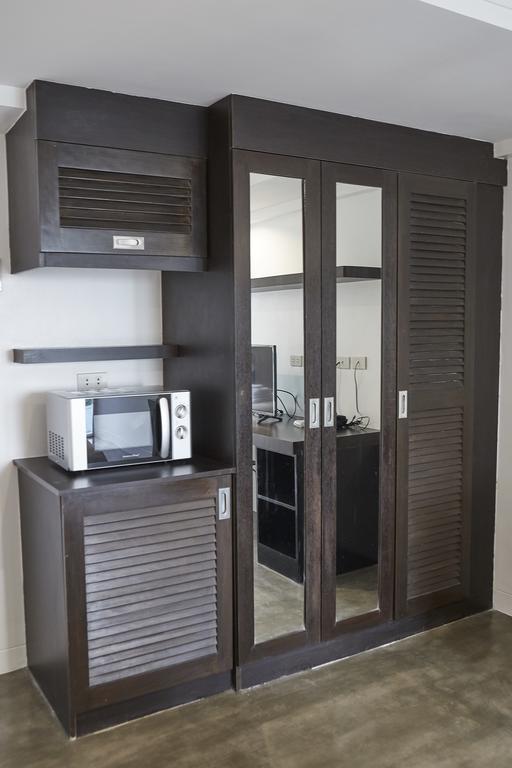 5880 Enriquez Residences Manila Eksteriør billede